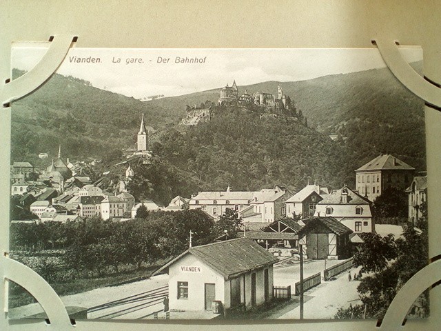 /Luxemburg/LU_Place_1900-1949_Vianden. La gare. Der Bahnhof.jpg